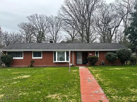 1607 Springmeadow Blvd, Norfolk, VA 23518