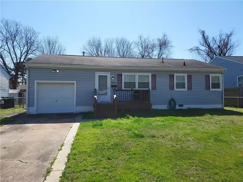 1112 80th St, Newport News, VA 23605