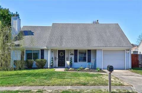 1785 Pathfinder Dr, Virginia Beach, VA 23454