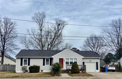 1724 Sparrow Rd, Chesapeake, VA 23320