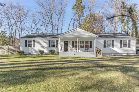 320 Peaceful Rd, Chesapeake, VA 23322
