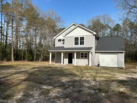 18321 Darden Scout Rd, Courtland, VA 23837