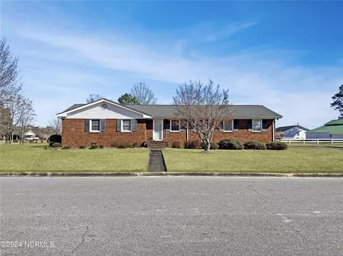 17 Red Robin Rd, Warren County, NC 27551