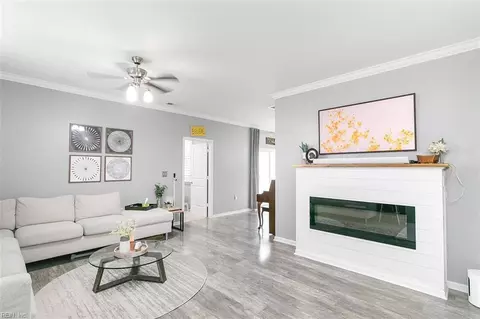 4208 Turnworth Arch Arch, Virginia Beach, VA 23456