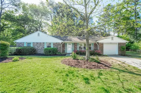 2325 Kingsman Arch Arch, Virginia Beach, VA 23453