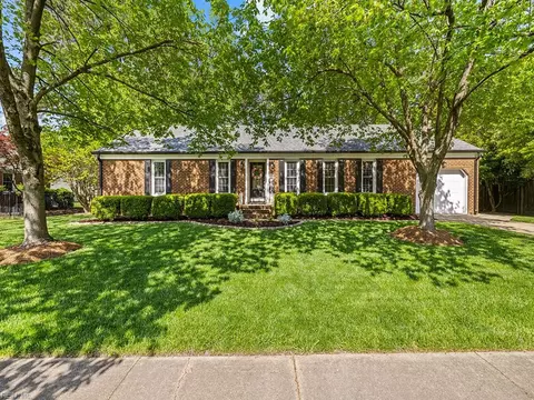 628 Caravelle Dr, Chesapeake, VA 23322