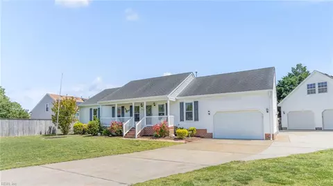 208 Kensington Way, Chesapeake, VA 23322