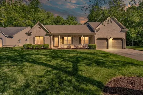 2928 Mimosa Ct, Virginia Beach, VA 23452
