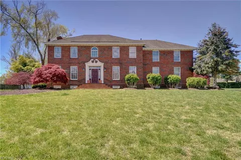 3904 Deep Run Dr, Chesapeake, VA 23321
