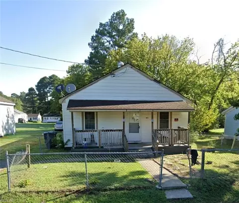 603 Railroad Ave, Wakefield, VA 23888