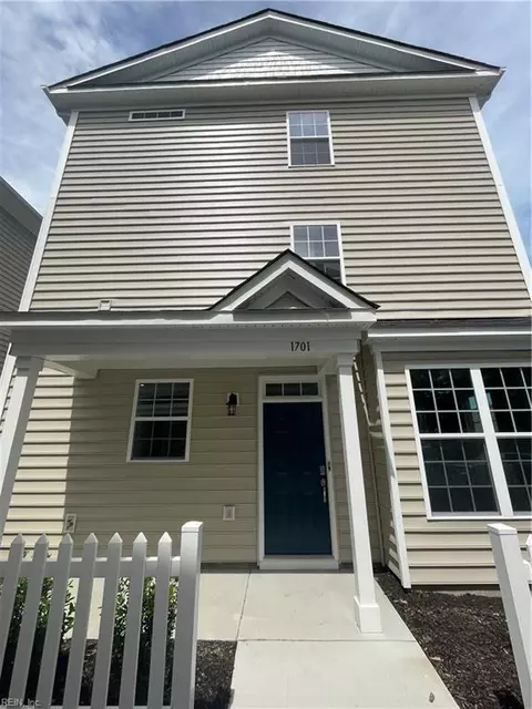 1701 Teton Cir, Suffolk, VA 23435