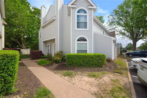 4608 Georgetown Pl, Virginia Beach, VA 23455