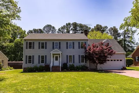 71 Crescent Dr, Franklin, VA 23851