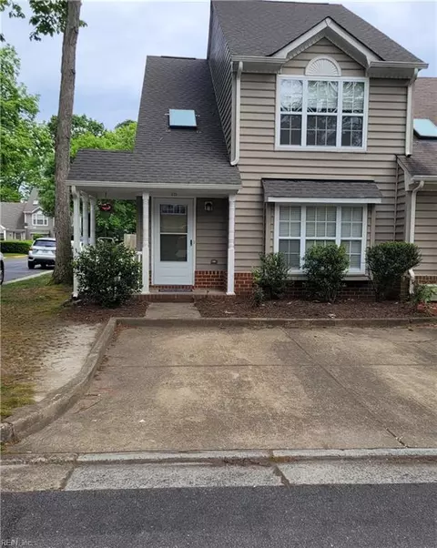 15 Rose Briar Pl, Hampton, VA 23666