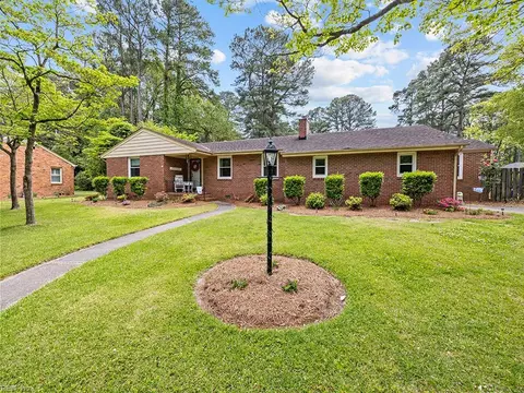 5109 Garner Ave, Portsmouth, VA 23703