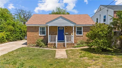 1130 Hillside Ave, Norfolk, VA 23503