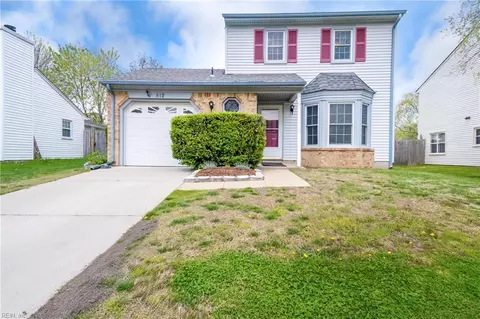817 Crashaw St, Virginia Beach, VA 23462