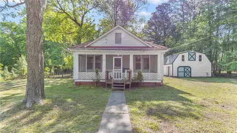 11053 Smiths Neck Rd, Carrollton, VA 23314