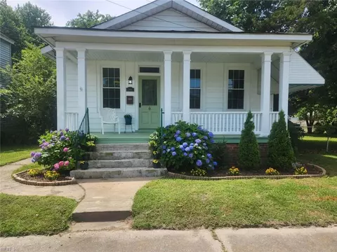 3919 King St, Portsmouth, VA 23707