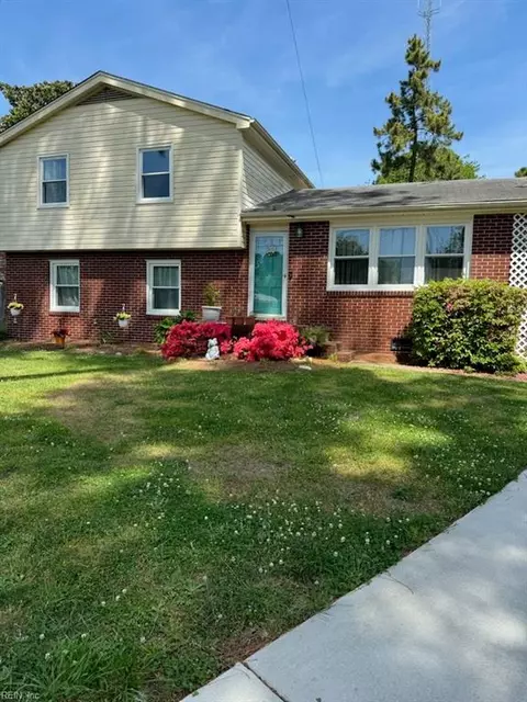 4800 Wycliff Rd, Portsmouth, VA 23703