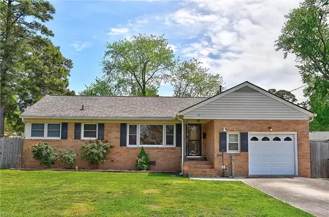 70 Glenhaven Dr, Hampton, VA 23664