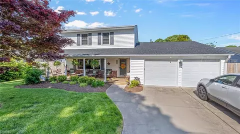453 E Plantation Rd, Virginia Beach, VA 23454