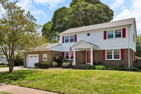 2305 Trant Lake Dr, Virginia Beach, VA 23454