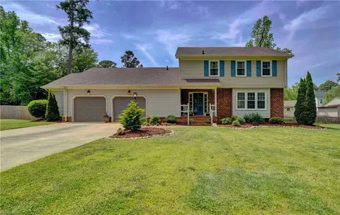 523 E Riverview Dr, Suffolk, VA 23434
