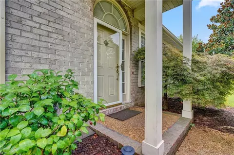 1028 Estates Ct, Portsmouth, VA 23703