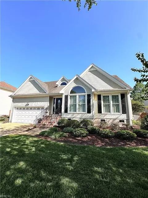 3865 Larchwood Dr, Virginia Beach, VA 23456