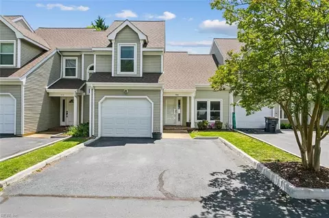 406 Bridge Xing, Yorktown, VA 23692