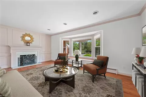141 Ocanoe Pl, Hampton, VA 23661 photo 4