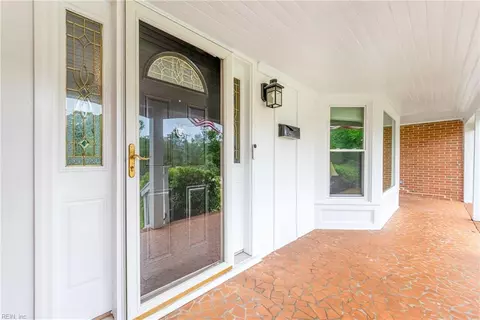 141 Ocanoe Pl, Hampton, VA 23661 photo 13