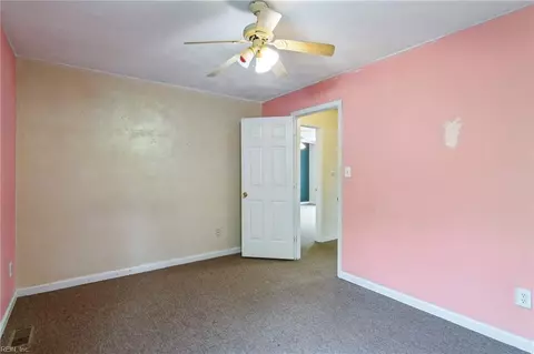Bedroom - 888 Ingleside Rd, Norfolk, VA 23502 photo 5 of 7