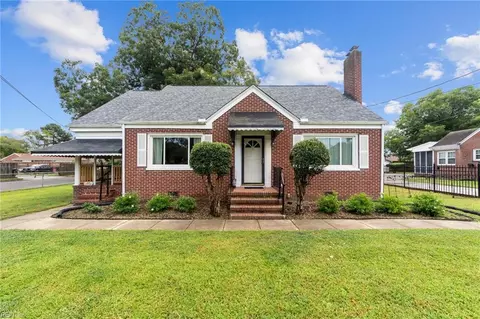 648 Carolina Rd, Suffolk, VA 23434