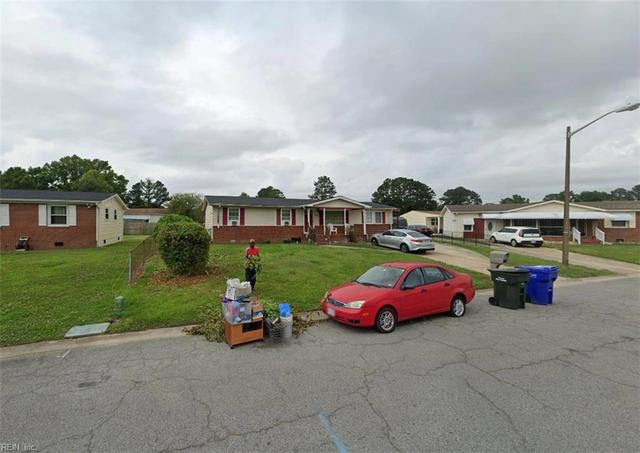 601 Matthews Ct, Suffolk, VA 23434