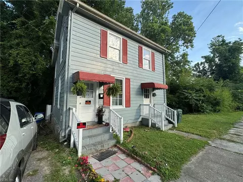 217 Grace St, Suffolk, VA 23434