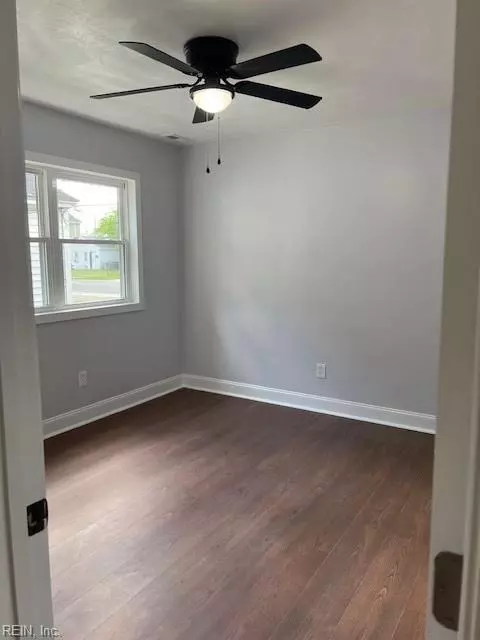 716 Childs Ave, Hampton, VA 23661 photo 4