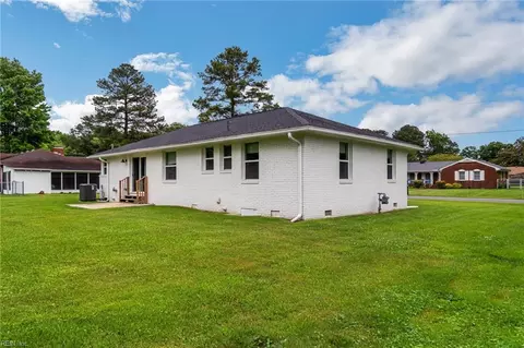 Exterior - 4012 Coffman Blvd, Chesapeake, VA 23321 photo 3 of 6