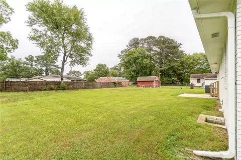 Exterior - 4012 Coffman Blvd, Chesapeake, VA 23321 photo 6 of 6