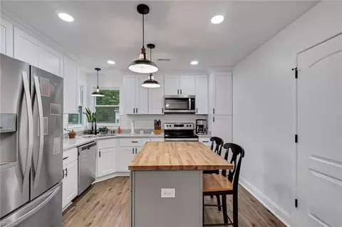 Kitchen - 4012 Coffman Blvd, Chesapeake, VA 23321 photo 5 of 5