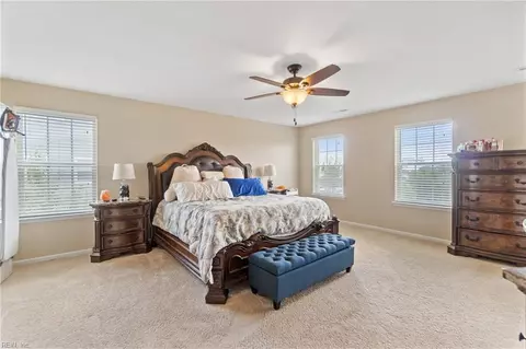 Bedroom - 335 Waterside Dr #60, Hampton, VA 23666 photo 1 of 4