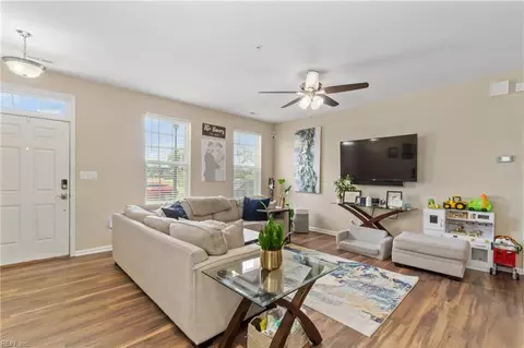 Other - 335 Waterside Dr #60, Hampton, VA 23666 photo 5 of 12