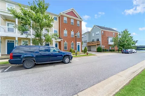 Other - 335 Waterside Dr #60, Hampton, VA 23666 photo 2 of 12