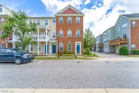 335 Waterside Dr #60, Hampton, VA 23666