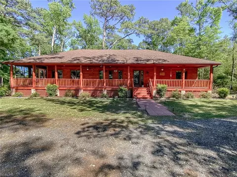131 Tullie Jones Ln, Aydlett, NC 27916