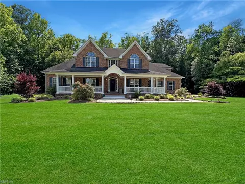 3901 Douglas Rd, Chesapeake, VA 23322