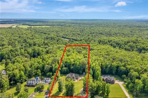 View/Area - 3901 Douglas Rd, Chesapeake, VA 23322 photo 1 of 1