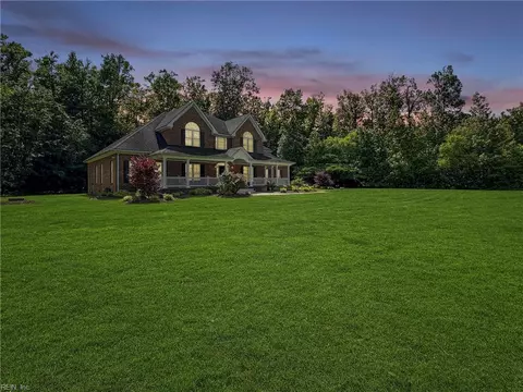 Exterior - 3901 Douglas Rd, Chesapeake, VA 23322 photo 12 of 16