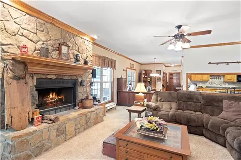 Living - 3901 Douglas Rd, Chesapeake, VA 23322 photo 1 of 2